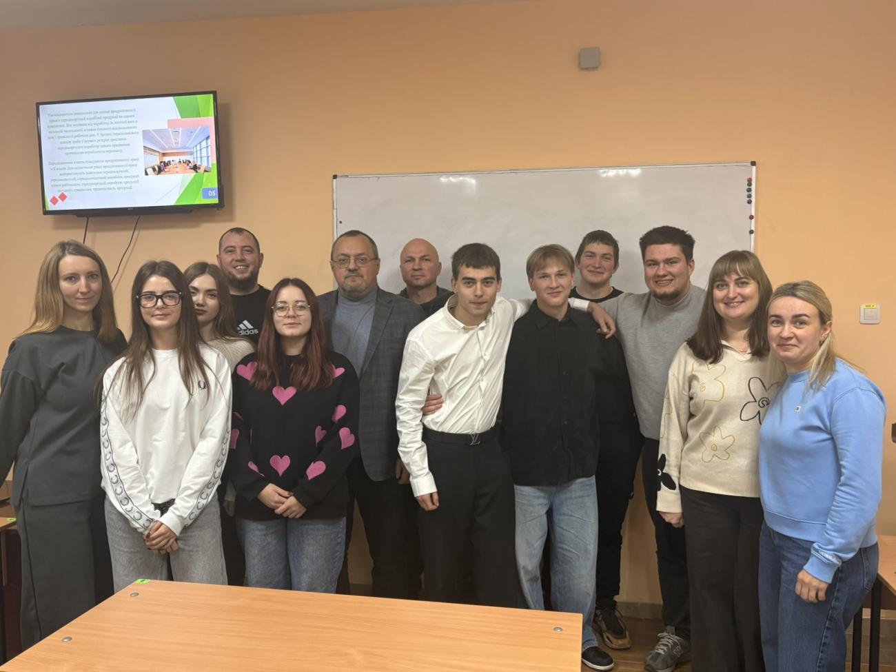 Студенти спеціальності 051 «Економіка»