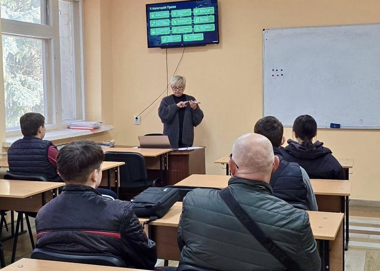 Завідувачка відділення Людмила Халітова